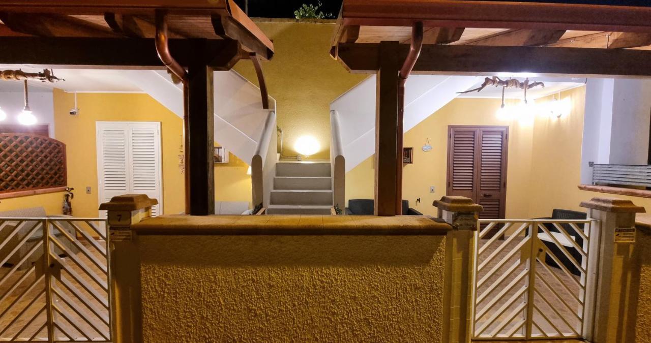 Апартаменты La Terrazza Dei Nonni Торре-Спеккья-Руджери Экстерьер фото